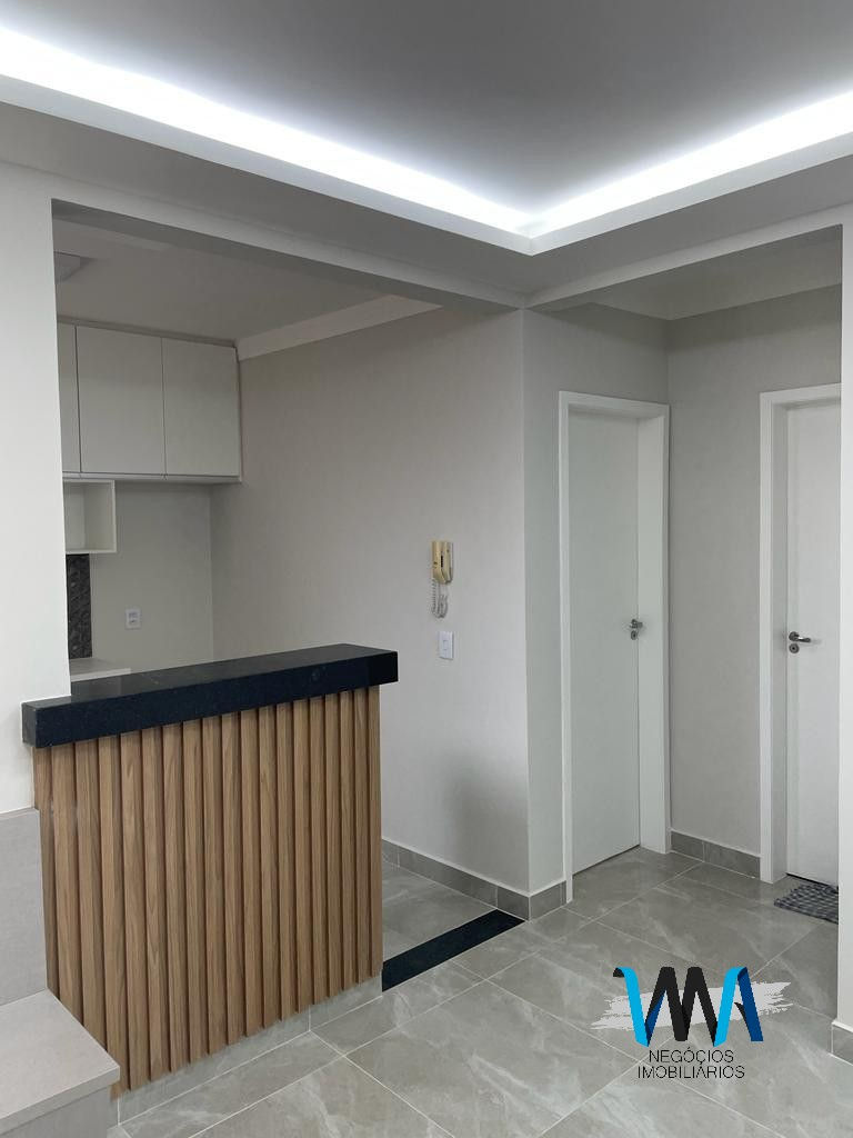 Miniatura: Oportunidade Zona Sul, 2 Quartos, Apartamento Reformado, Porcelanato, Portaria.