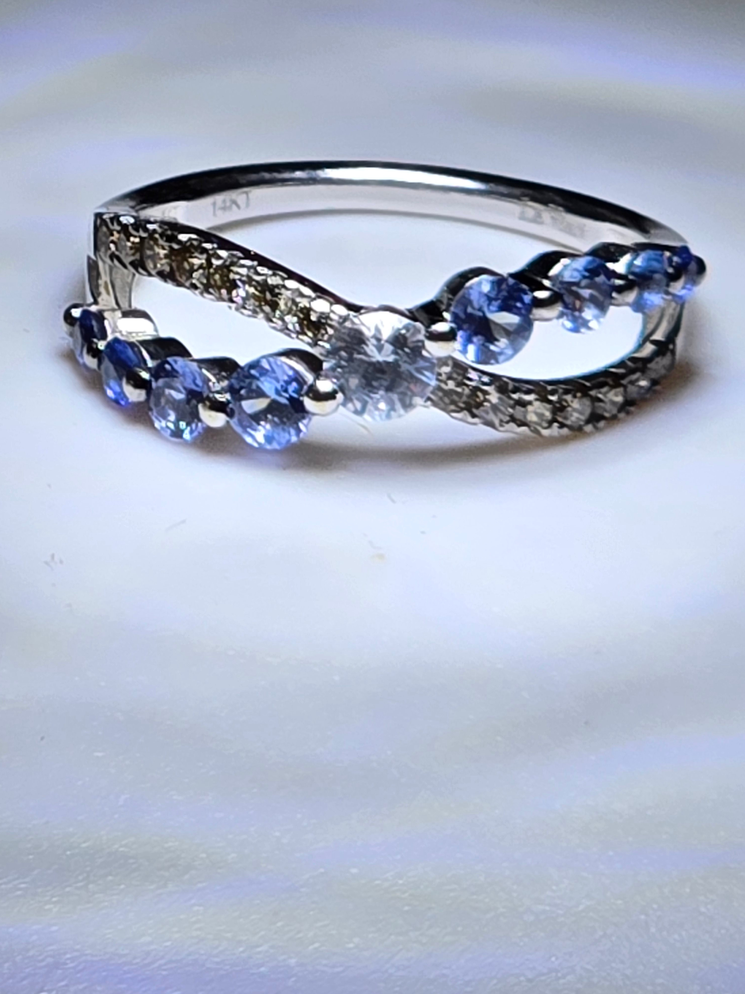 Le Vian 14 K Sapphire Ombre ring