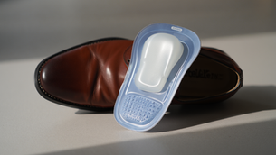 Fersenpolster bei Fersensporn: Die besten Einlagen und Fersenkissen gegen Fersenschmerzen