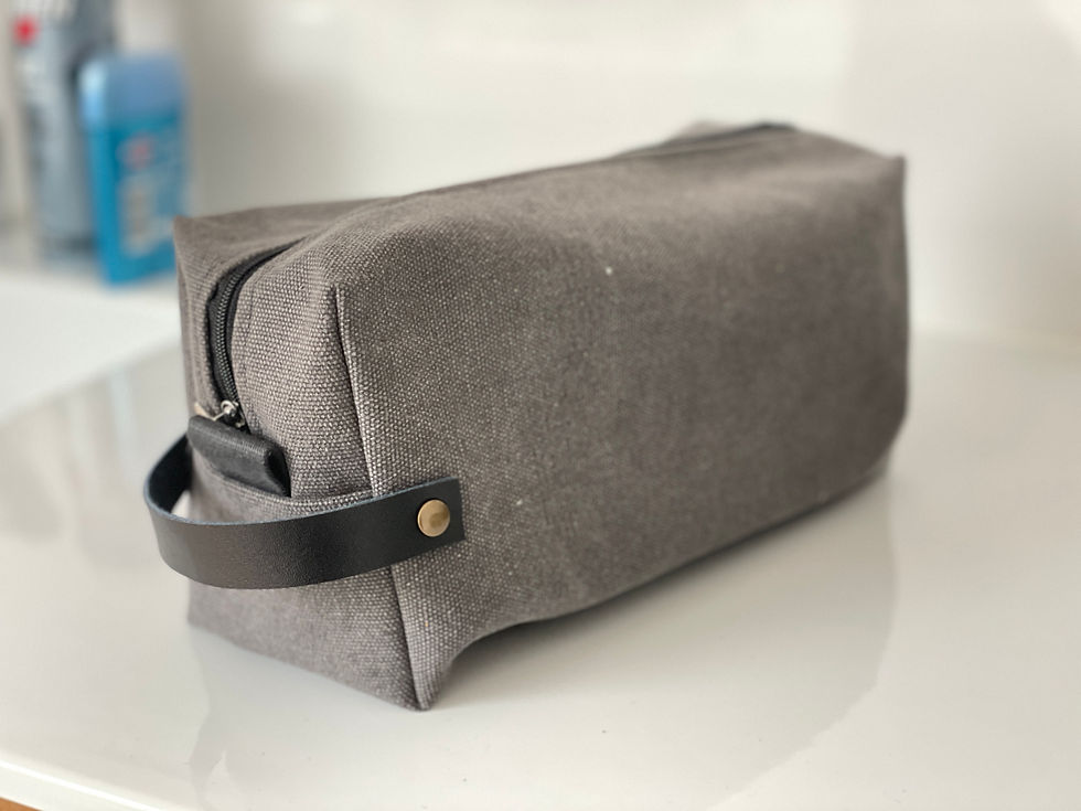 Miniature : Trousse de toilette de voyage