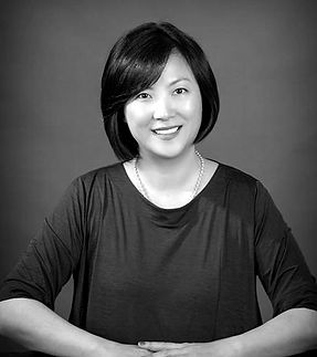 headshot june park (3)_edited.jpg