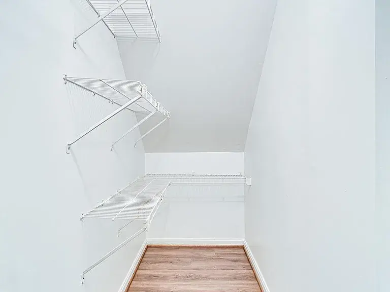 63182ece4acb8bc0ad46e0b012a88f7a-cc_ft_768