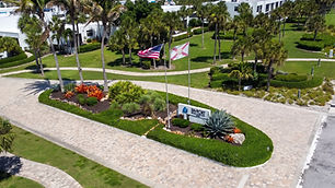 ArborGrande_13_ClubhouseOlympicPool.jpg