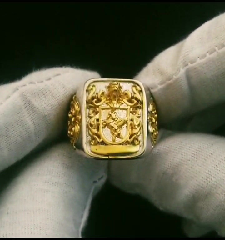 Miniatura: Anel Heráldico - Pegasus - Prata 925, com banho de ouro nos detalhes