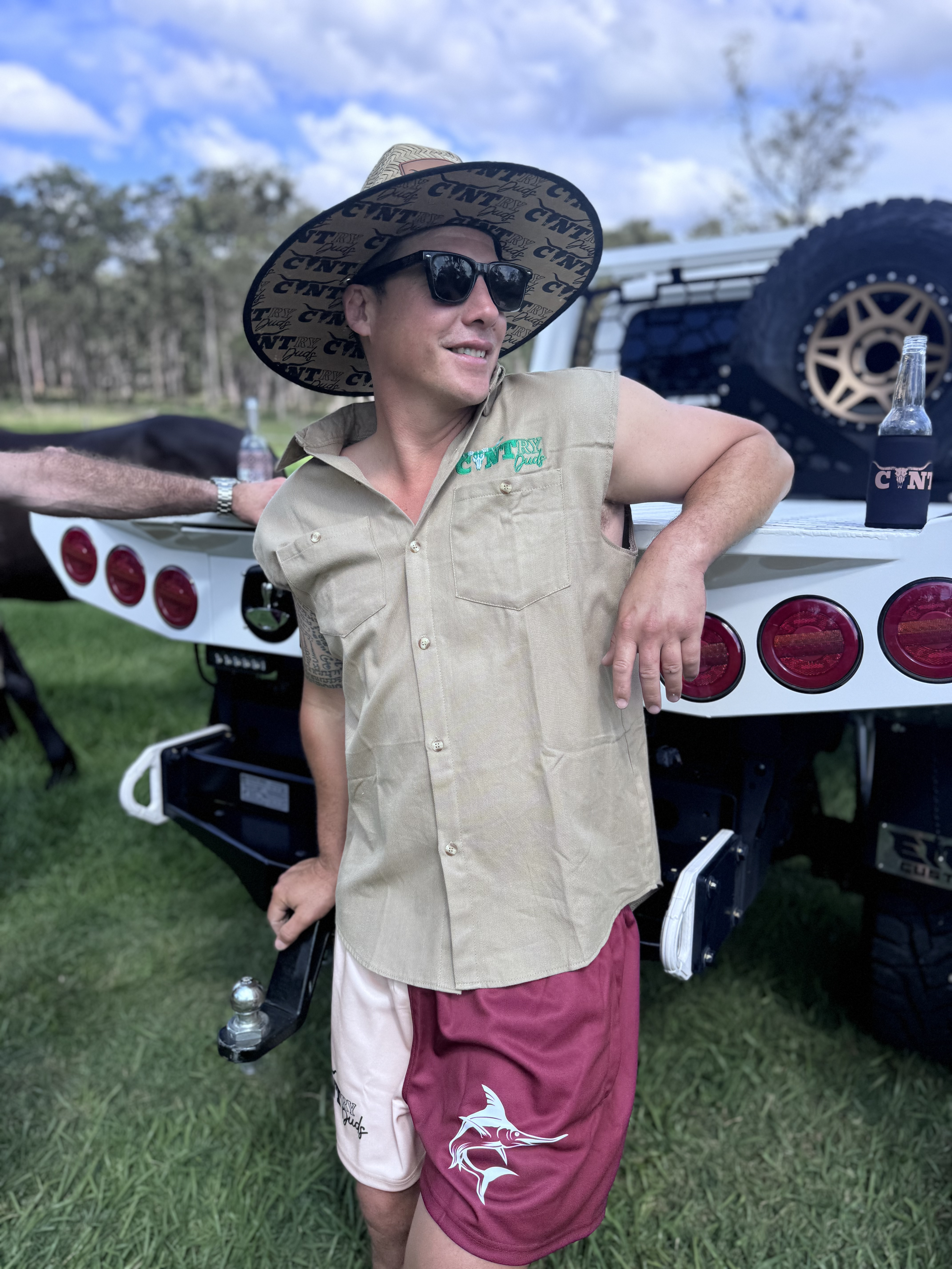 Sleevless Workshirt TAN/GREEN (unisex)