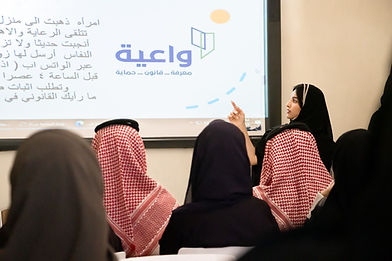 محاضرة واعية عن القانون مع جمهور