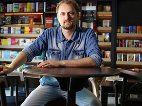 Encontro com o Escritor Pablo Zorzi acontece no sábado (15), na 51ª Feira do Livro de Pelotas