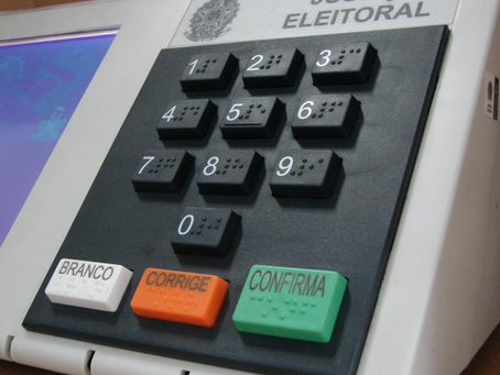 Comunicadores pré-candidatos nas Eleições 2026 terão que deixar os microfones até o fim de junho