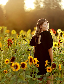 Professional Photo of Kaitlynn Buss