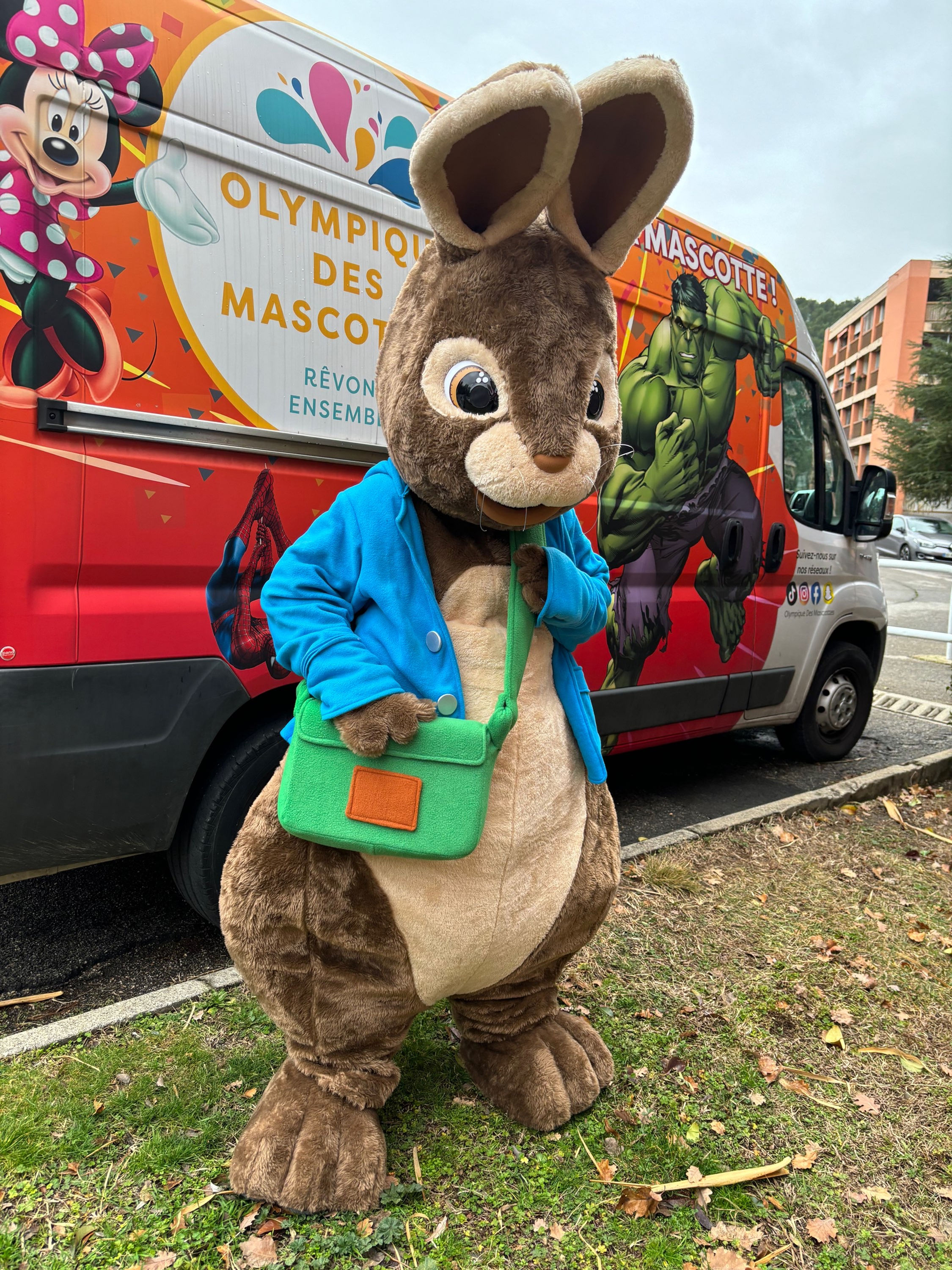 Mascotte Lapin de Pâques - Pierre Lapin