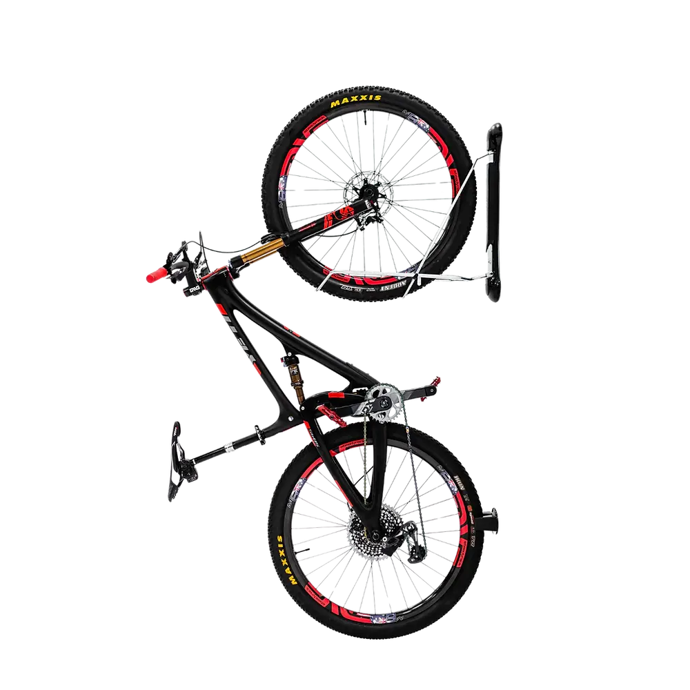 Mountain bike stored vertically to transform your garage