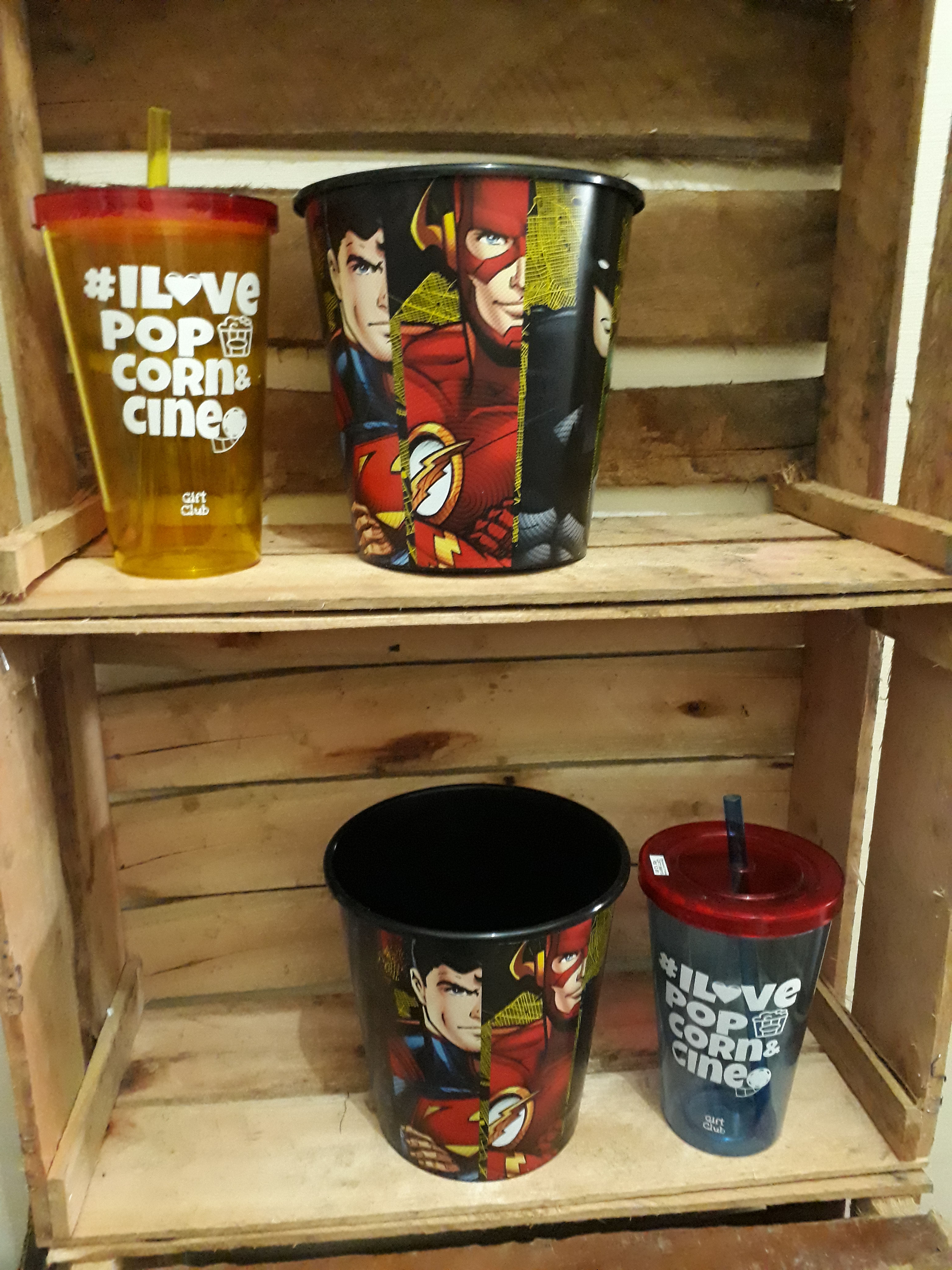 Kit Ilove Popcorn & Cine Super Hero contendo 1 copos960ml + 1 Balde 2.9l