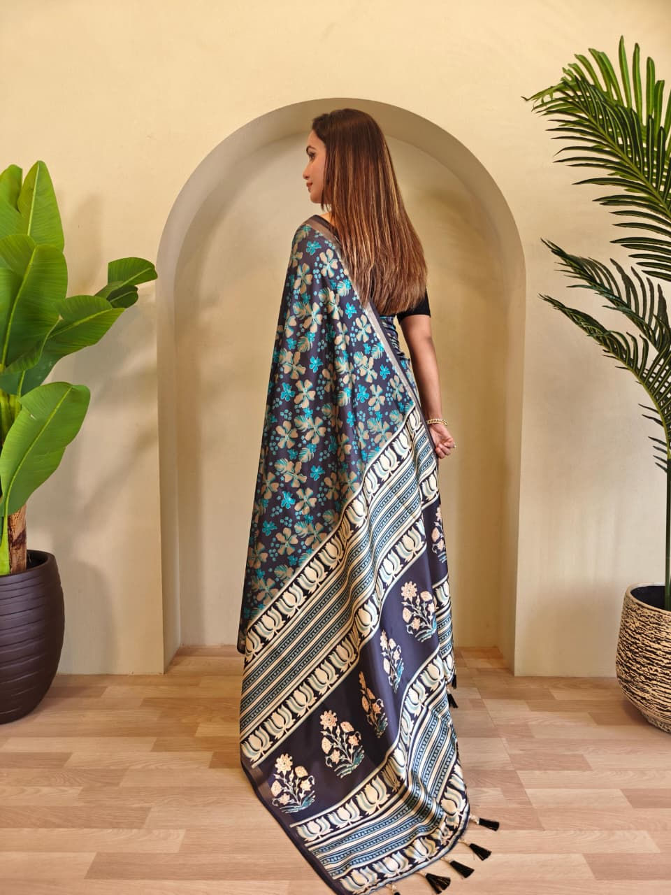 Thumbnail: Dola Viscose sarees