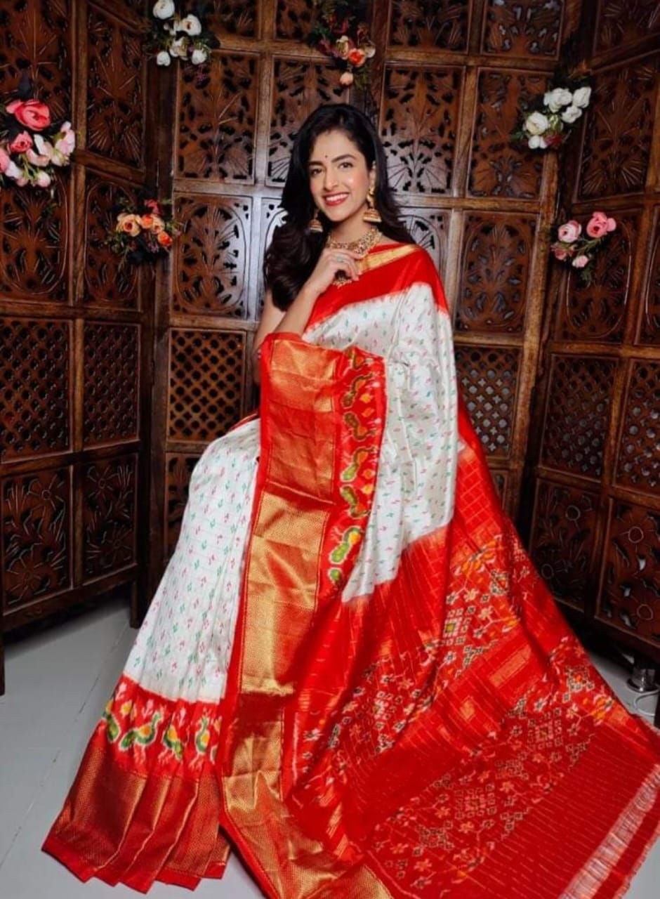 Thumbnail: POCHAMPALLI DESIGNER Printed & DOLLA  SILK FABRIC SAREES