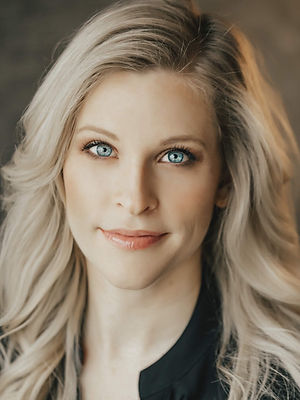 Headshot-Lauren-Perry-SquareJPG.jpg