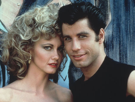 John Travolta reapareció como Danny Zuko en el aniversario de ‘Grease’
