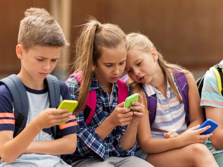 Australia prohíbe el acceso a las redes sociales a los menores de 16 años por sus "efectos negativos"
