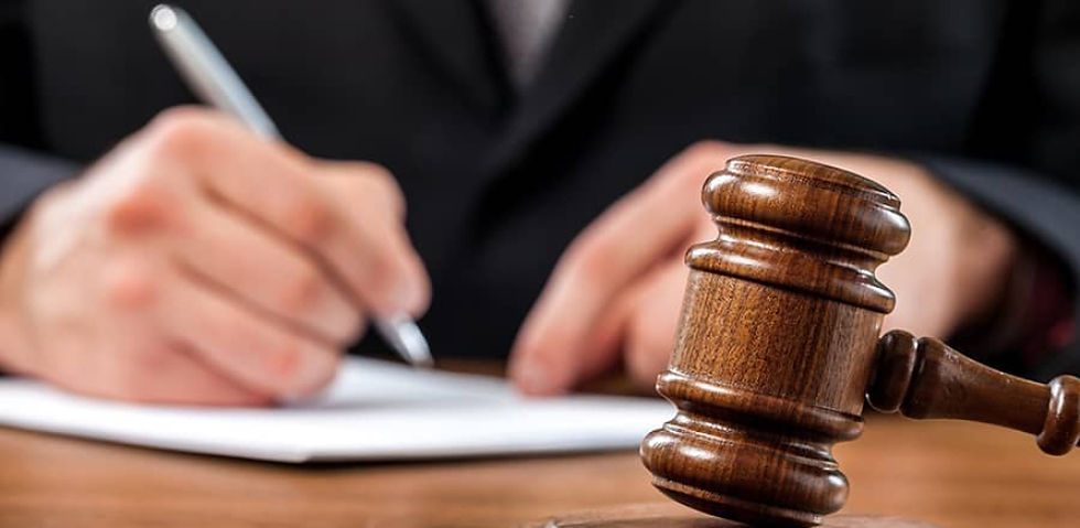 Pierde la custodia de su hija por, entre otras cosas, insistir en que la menor llame 'mamá' a su madrastra