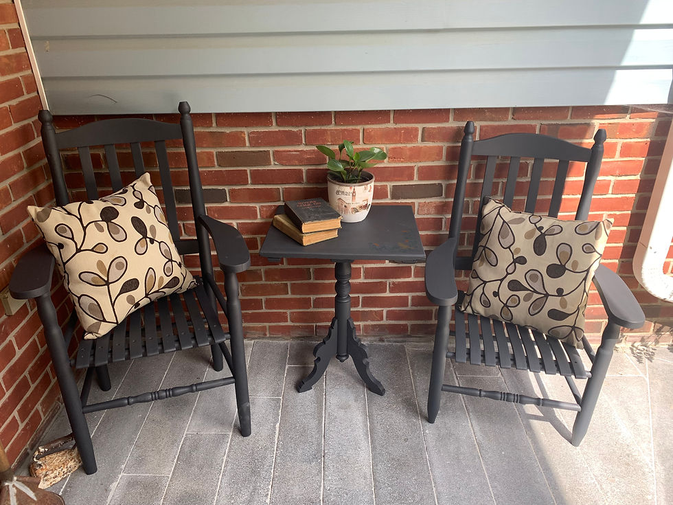 Thumbnail: Outdoor Table/Chairs