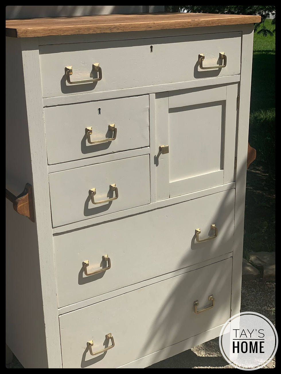 Thumbnail: Antique Dresser