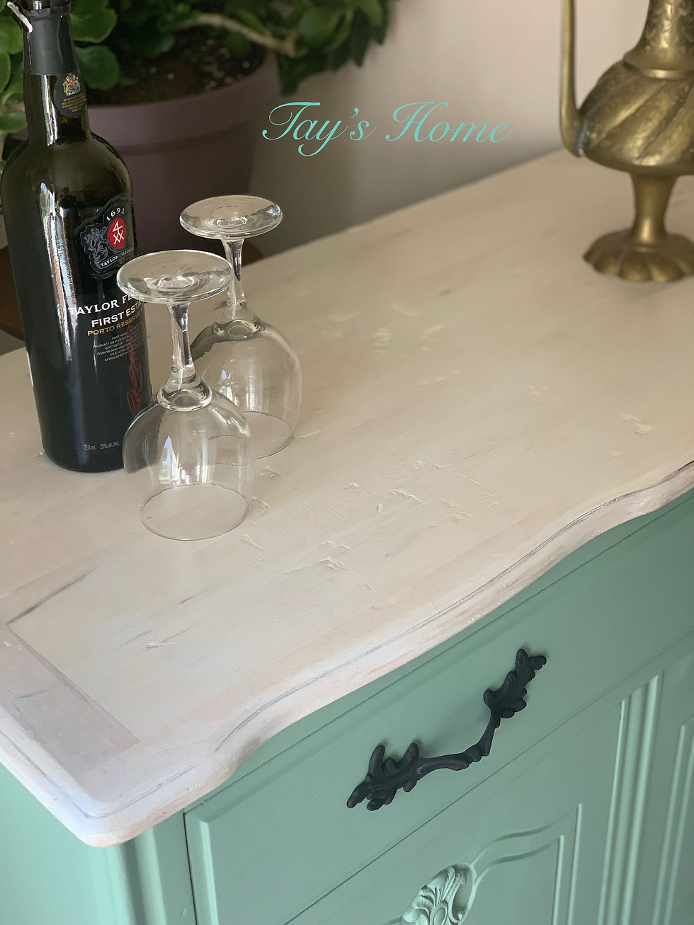 Thumbnail: Sideboard/Buffet