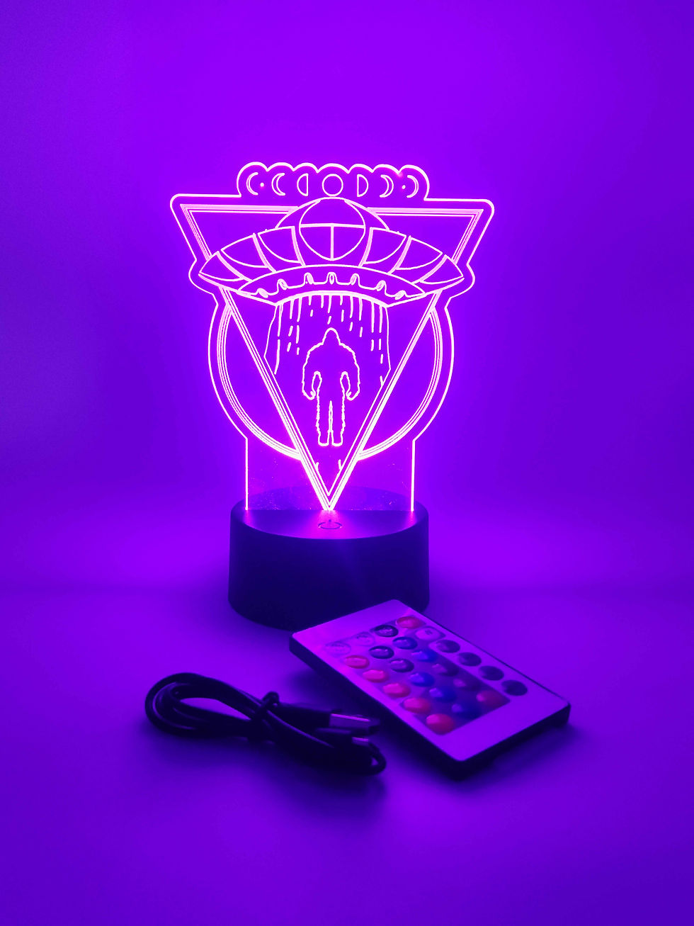 Thumbnail: Bigfoot Abduction Lamp