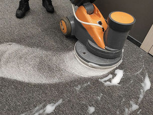 Commercial Laundry Services London: A Complete Guide for Businesses