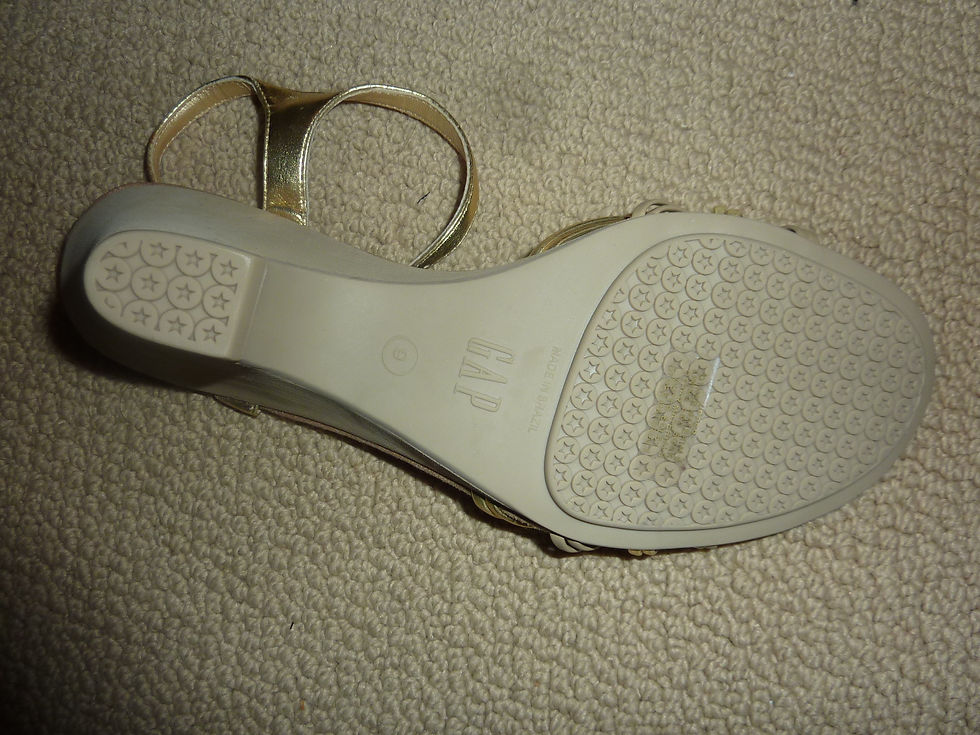 Thumbnail: BLACK/WHITE HOUSE MARKET NEW