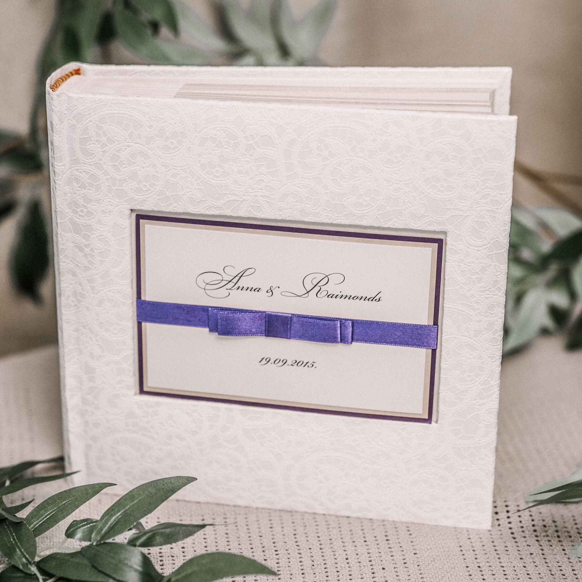 pocket photo album with satin ribbon, 22x22 cm, 200 photos