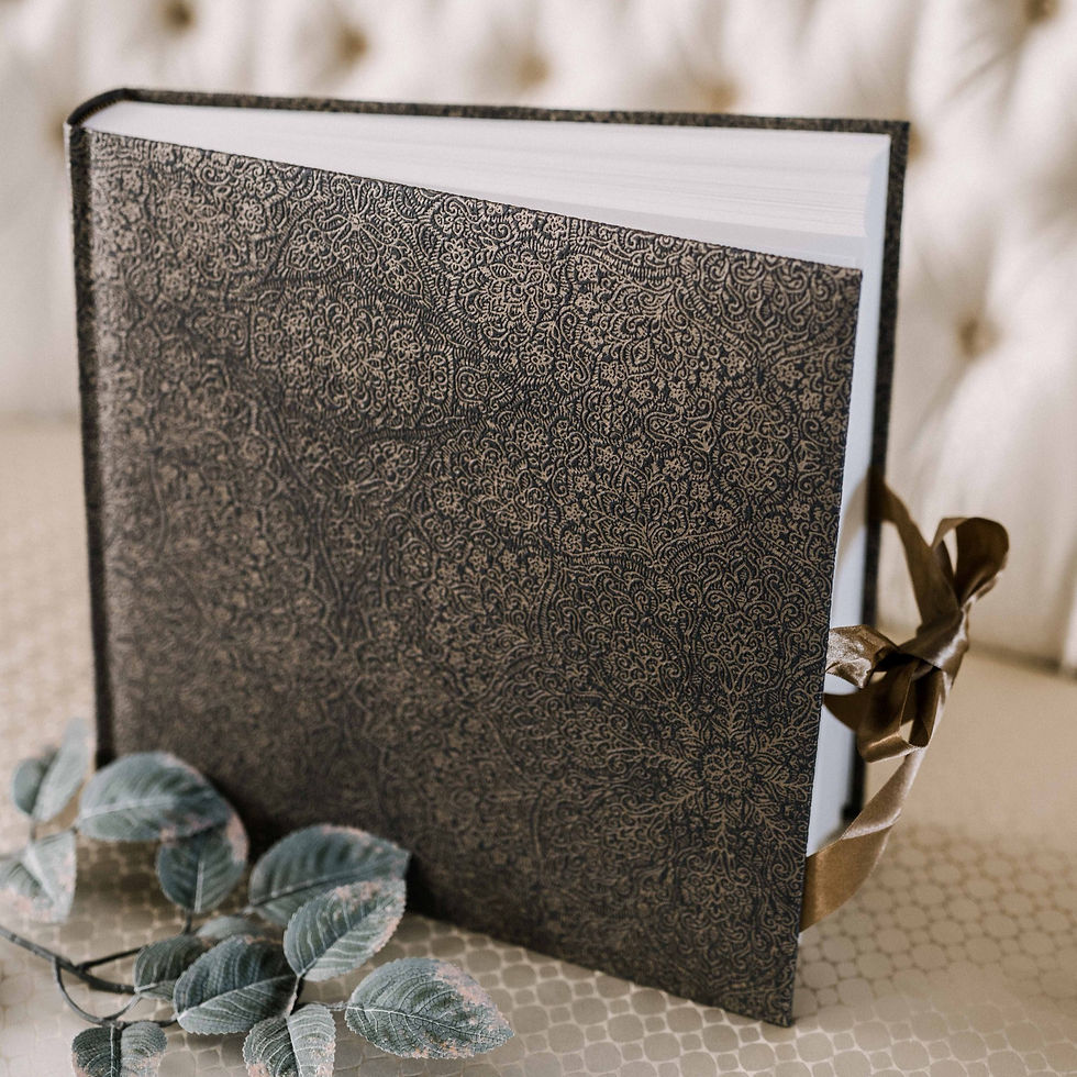 golden black photo album with satin ribbon, 31x31 cm, up to 300 photos