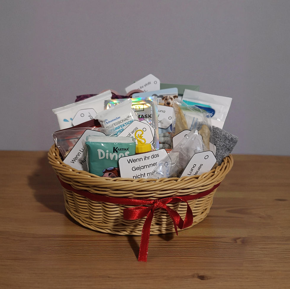 Ein Korb mit vielen kleinen Geschenken