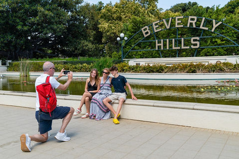 Hollywood Sightseeing & Celebrity Homes Tour