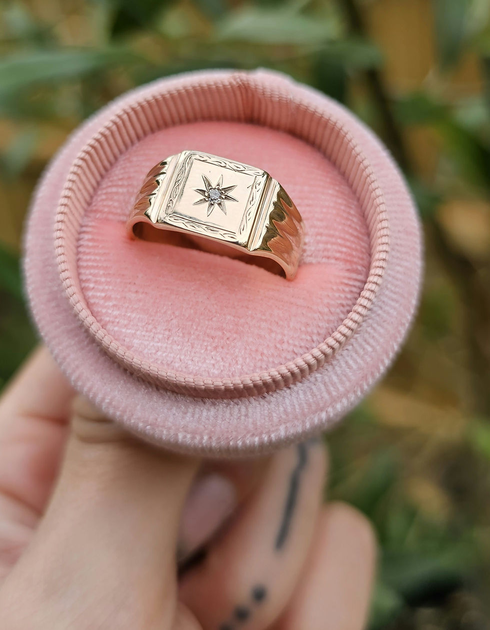 Vintage 9ct Gold and Diamond Signet Ring