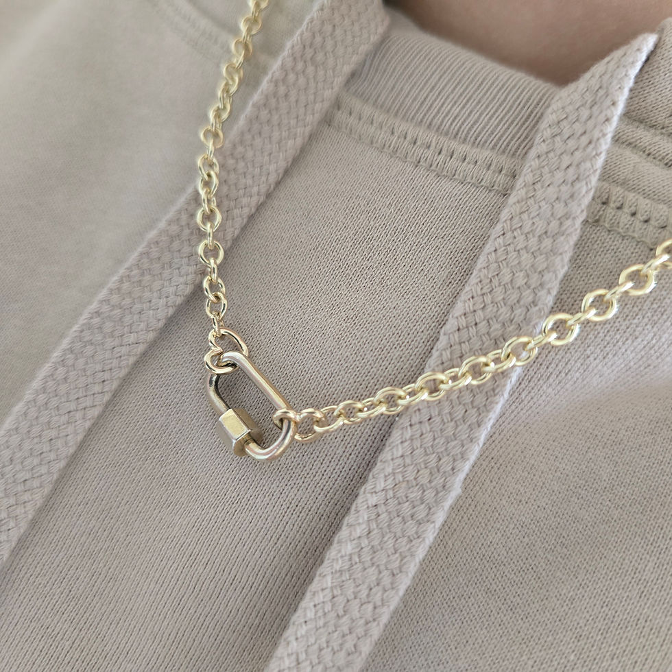 Thumbnail: Chunky Heart Trace Chain 9ct Gold 