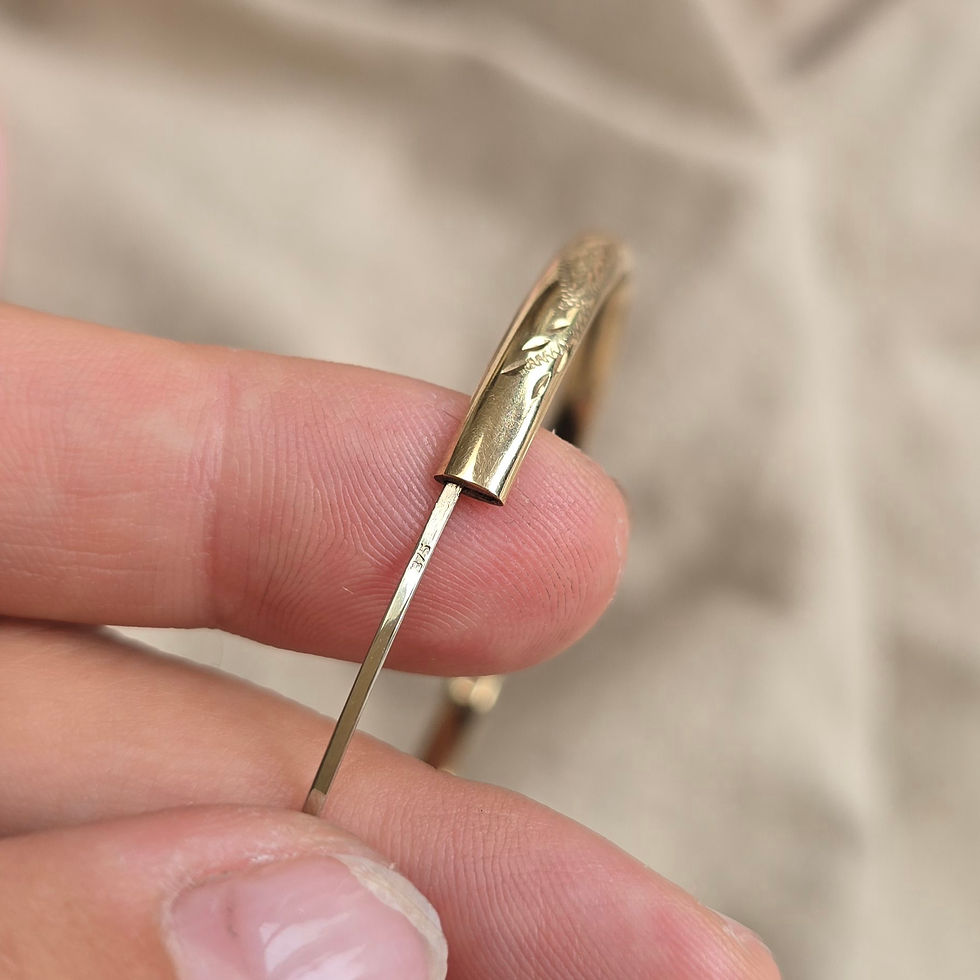Thumbnail: Vintage 9ct Gold Etched Opening Bangle 