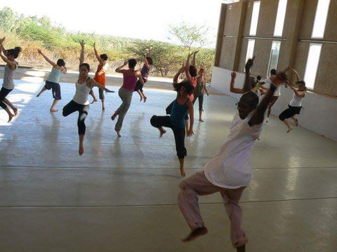 FORMACIÓN- L´École des Sables (Senegal)- 2010- Afrocontemporáneo con Patrick Acogny.jpeg