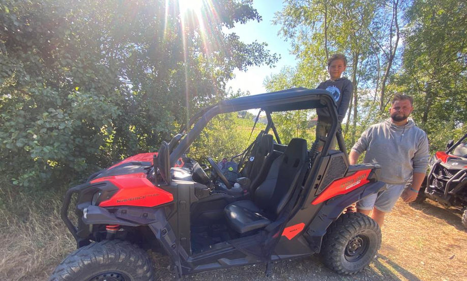 Buggy ; bren ; romans ; valence ; saint-vallier ; balade ; raid ; circuit ; drôme ; drome ; ardèche ; rhone-alpes ; isère ; rhône ; auvergne ; location ; France ; ain ; loire ; quad ; moto ; cross ; mécanique ; sport ; enfant ; sortie ; week-end ; semaine ; adulte ; ado ; potes ; plein-air ; air ; sensation ; couple ; activité ; activite ; vacance ; nature ; forêt ; chemin ; détente ; zen ; évasion ; aventure ; 2 places ; guide ; sentier ; rando ; randonnée ; convival ; famille ; amis ; can-am ; polaris ; maverick ; trail ; kimco ; yamaha ; formule ; sécurité ; confort ; plaisir ; 365 ; jour ; an ; 7/7 ; heure ; journée ; easy ; 4 saisons ; camping ; atypique ; chèque ; chèque-cadeau ; fête ; mère ; mère ; enterrement ; vie ; garçon ; fille ; garcon ; plaisir ; truffe ; campagne ; champêtre ; terroir ; 2021 ; 2020 ; 2022 ; 2023 ; vacances : summer ; été ; tripadvisor ; 