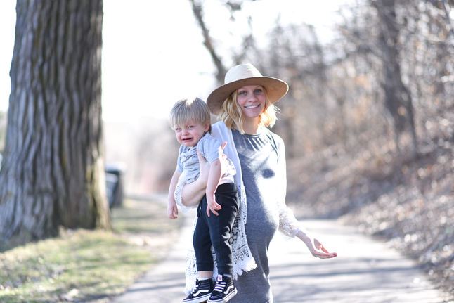 [maternity: jonny + brittany]