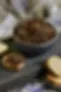 olivade-artisanale-aux-olives-noires-figues-et-noix.webp