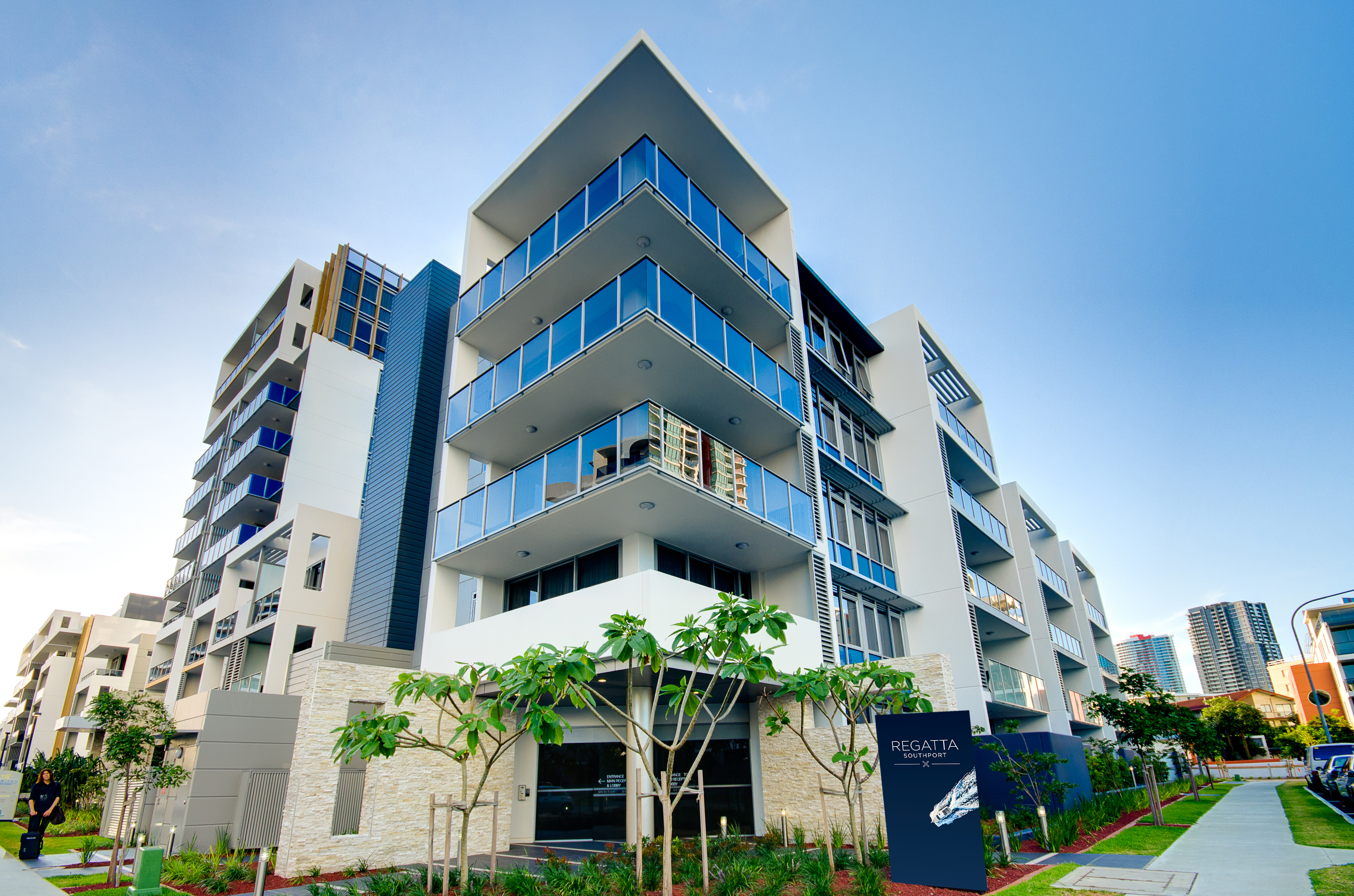 6 Aqua Street, Southport - Image 1