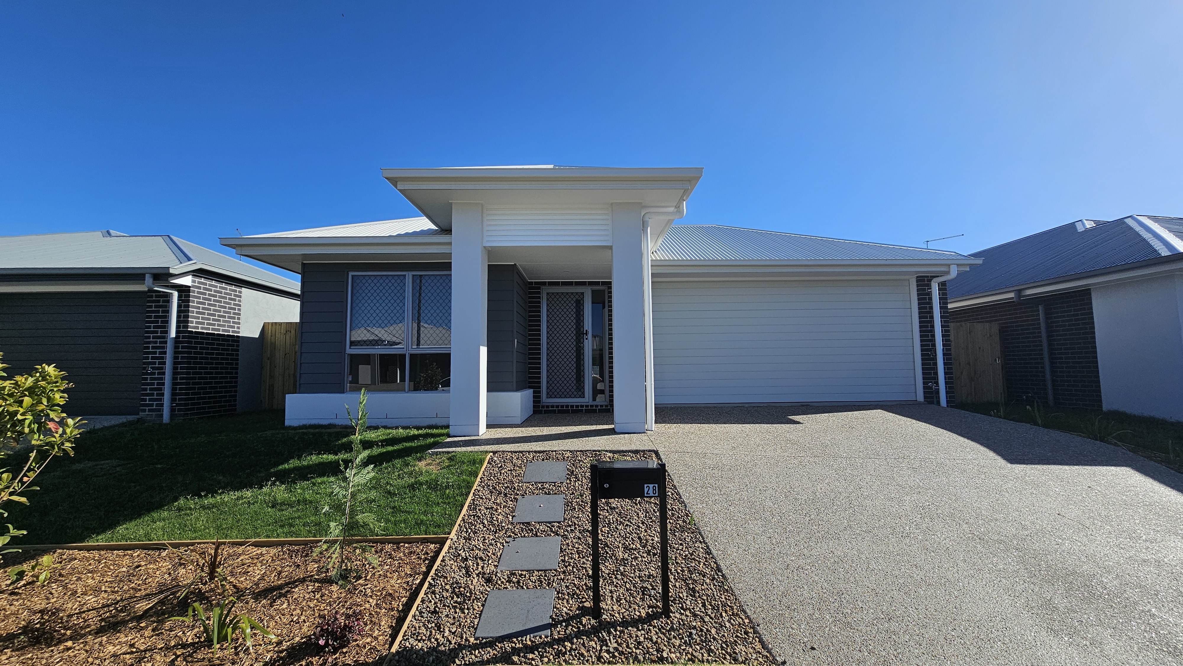 28 Proctor Circuit, Logan Reserve - Image 1