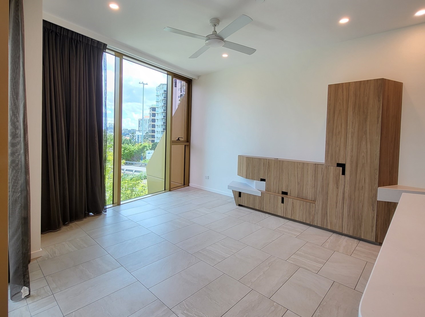 25 Shafston Avenue, Kangaroo Point - Thumbnail 6