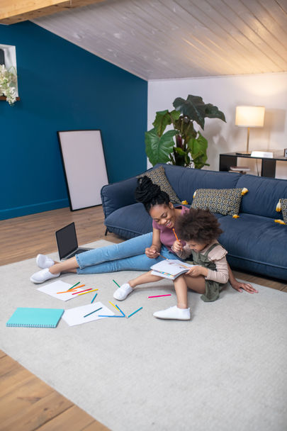 Actividades educativas para niños de primaria en casa