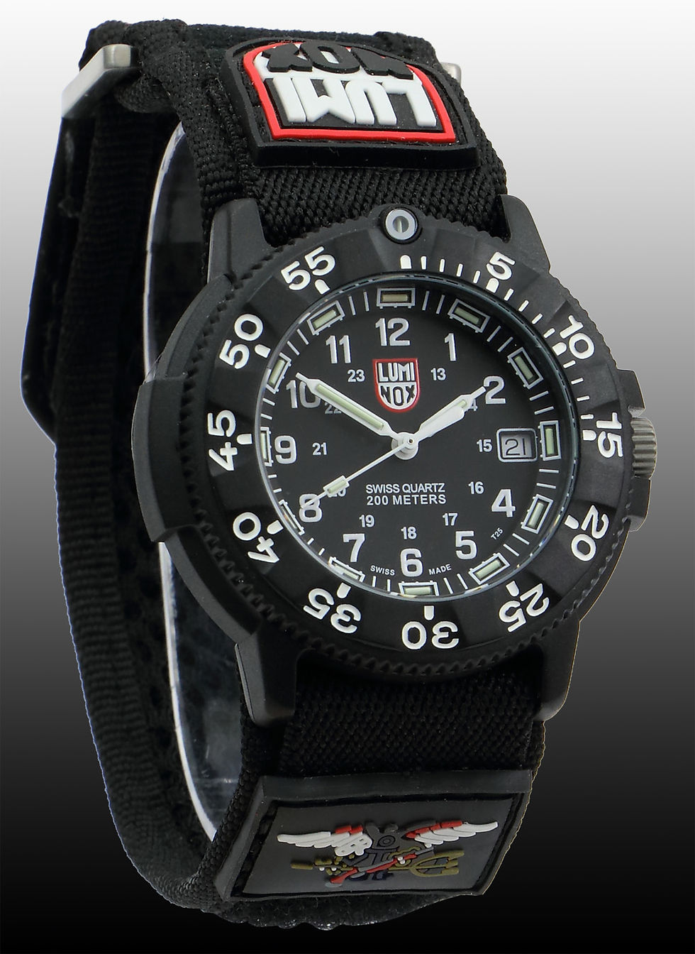 Luminox