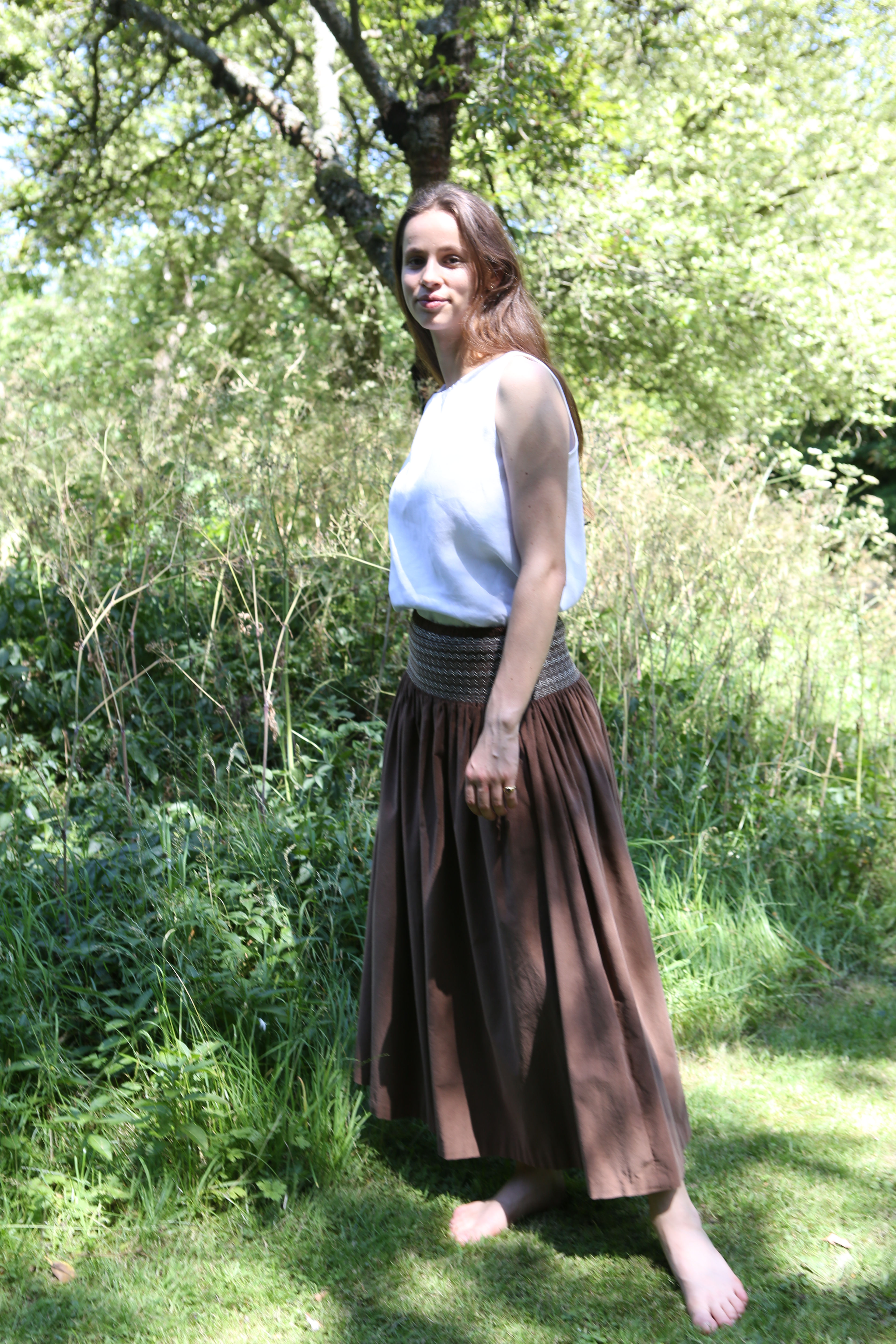 Smocked needlecord skirt in brown
