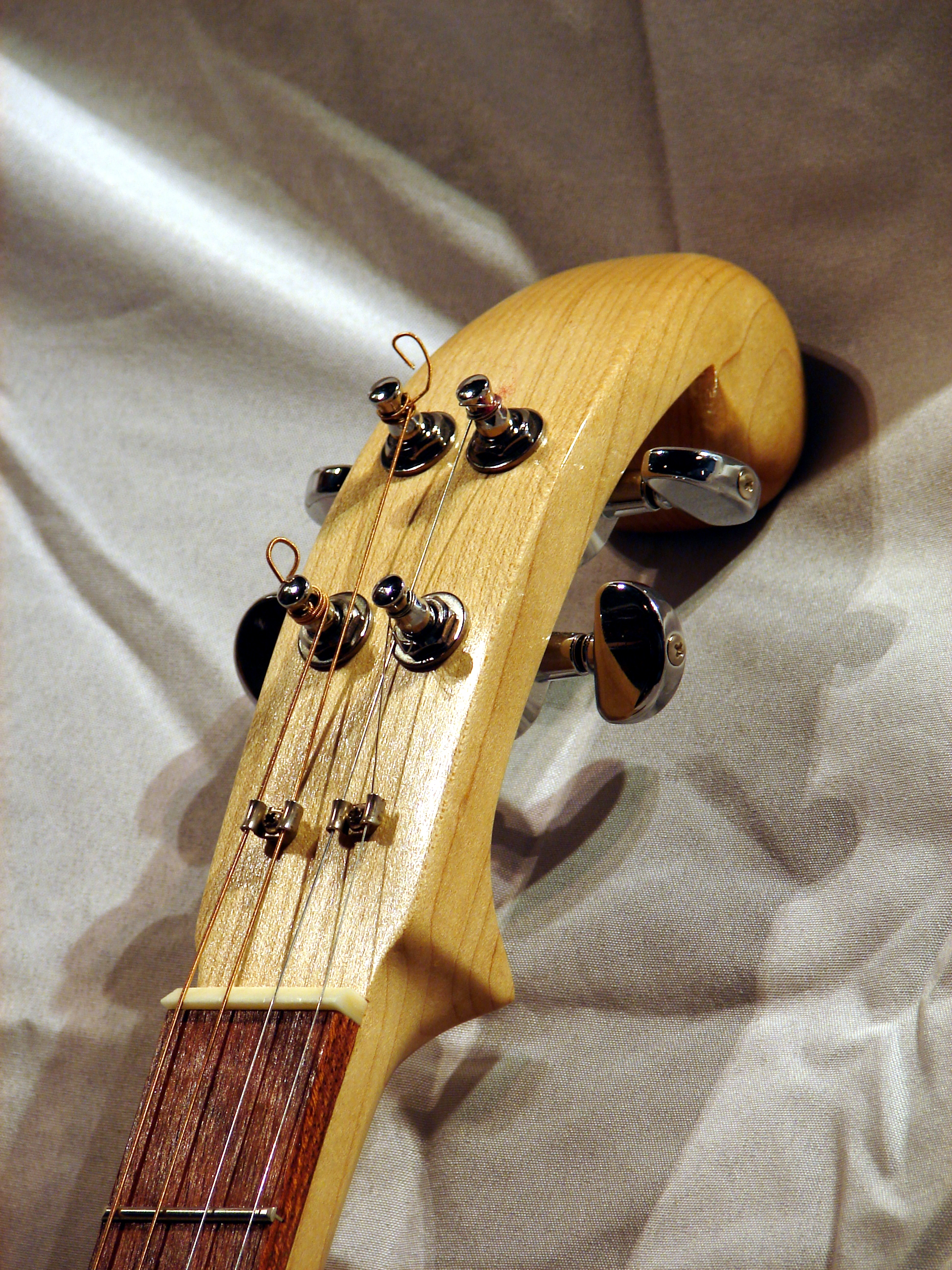 Headstock