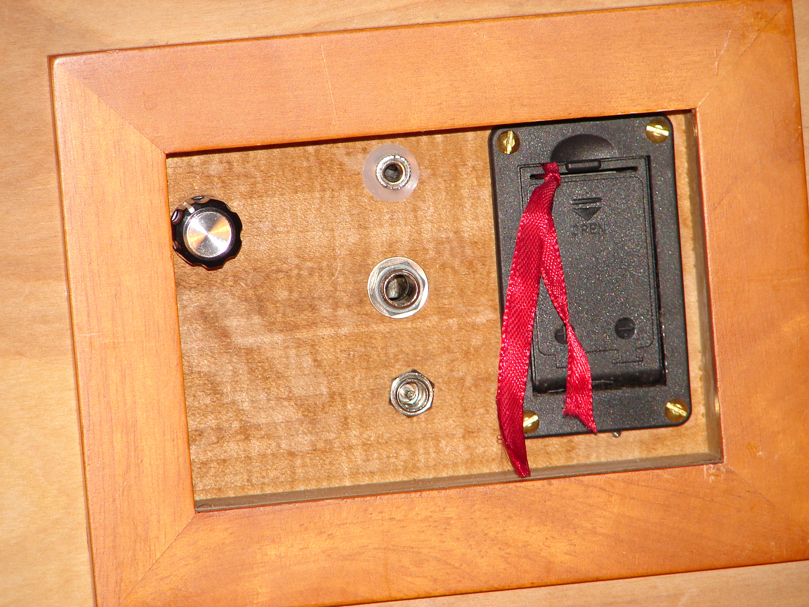 Detrola Radio Amp Controls