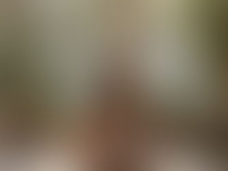 Enerji çöküşleri çoğu zaman motivasyon eksikliği değil; kan şekeri, sinir sistemi ve beslenme ritminin verdiği bir sinyaldir. Nazik düzenleme ile denge geri gelir.