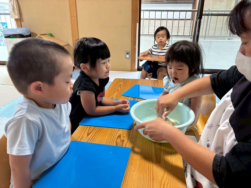 小麦粉粘土あそび