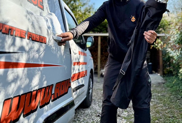 WhatsApp Image 2025-04-08 à 17.20_edited.jpg